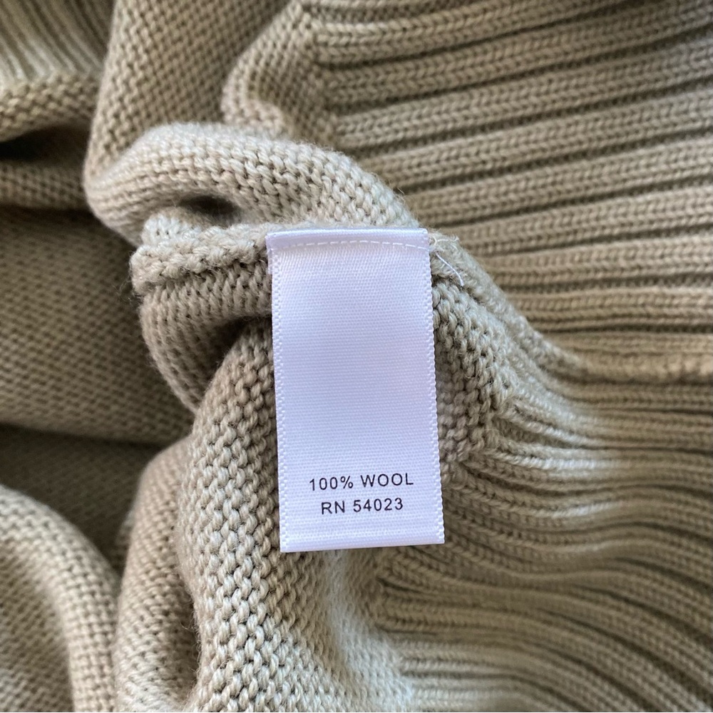 BANANA REPUBLIC - 100% Wool Tan Sweater Size Small - Picture 16 of 16